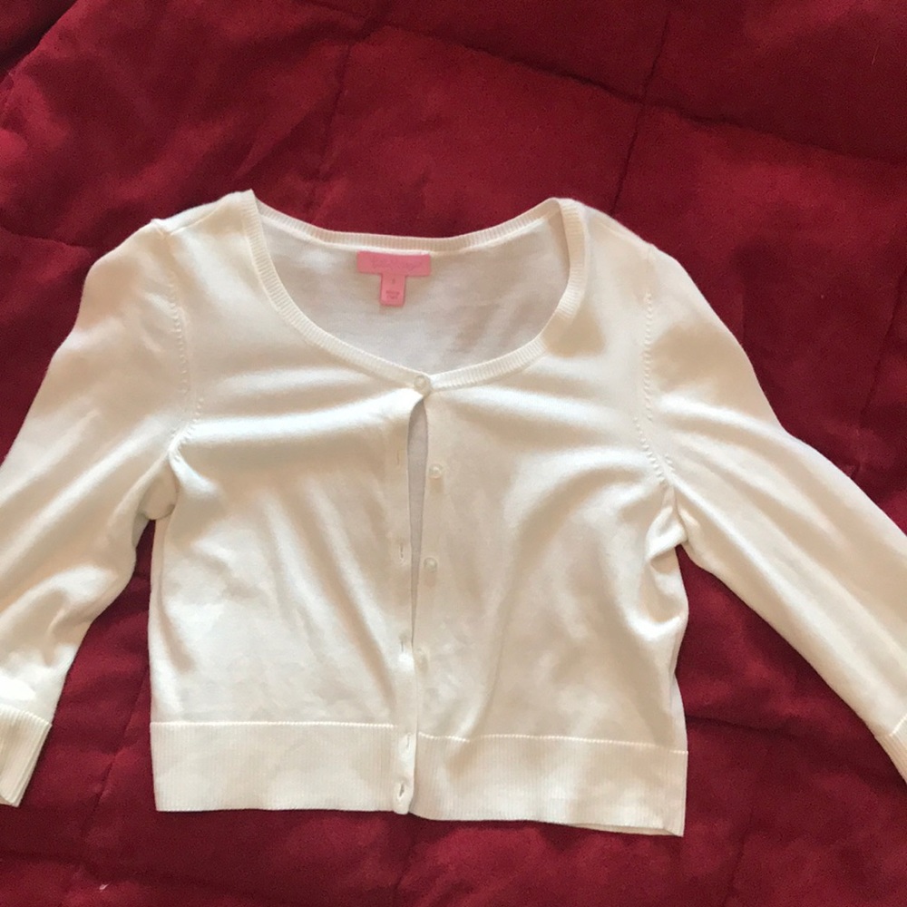 Lilly Pulitzer 3/4 sleeve cropped cardigan.
